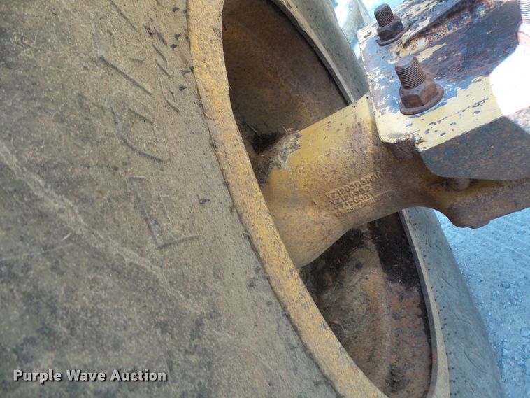 image for item DE8001 2006 Hydro Ax 421E mulcher