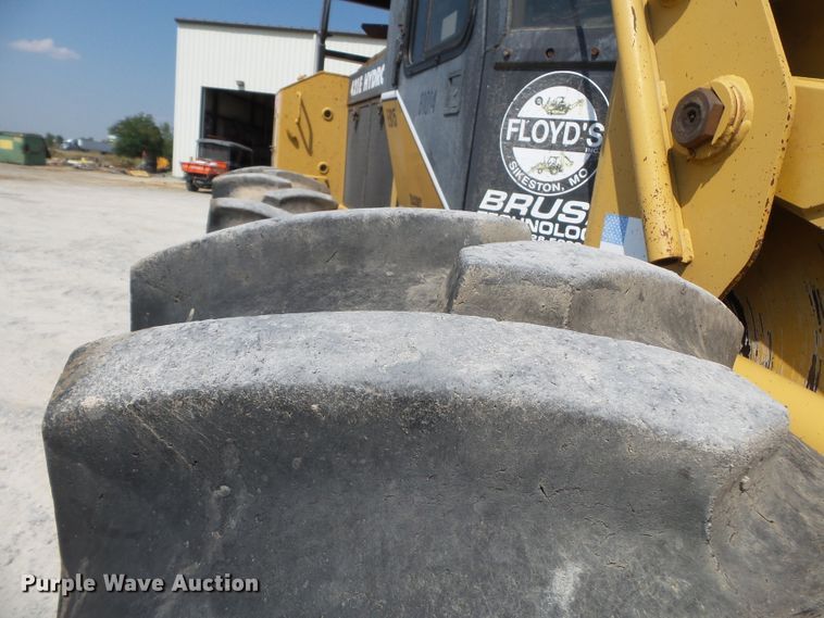 image for item DE8001 2006 Hydro Ax 421E mulcher