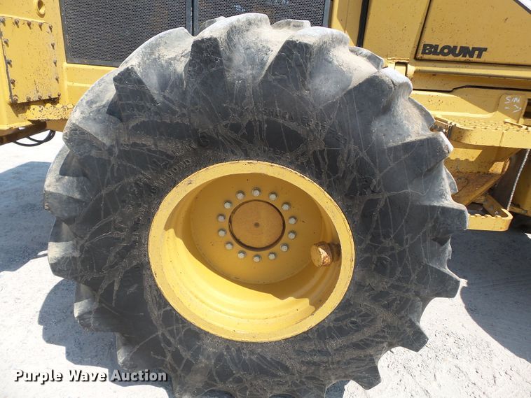 image for item DE8001 2006 Hydro Ax 421E mulcher