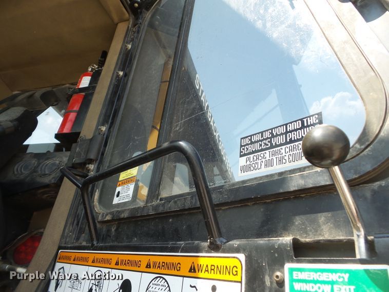 image for item DE8001 2006 Hydro Ax 421E mulcher