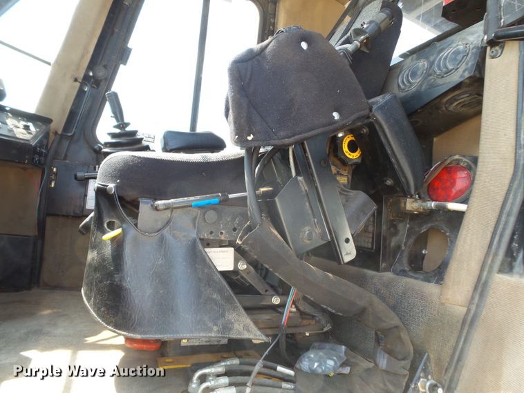 image for item DE8001 2006 Hydro Ax 421E mulcher