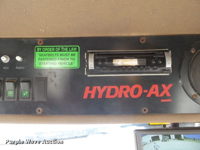 image for item DE8001 2006 Hydro Ax 421E mulcher