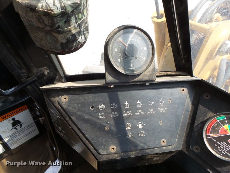 image for item DE8001 2006 Hydro Ax 421E mulcher