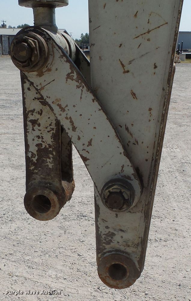 image for item DE8002 2005 Takeuchi TB135 mini excavator