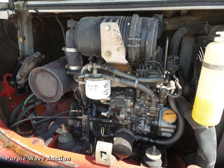 image for item DE8002 2005 Takeuchi TB135 mini excavator