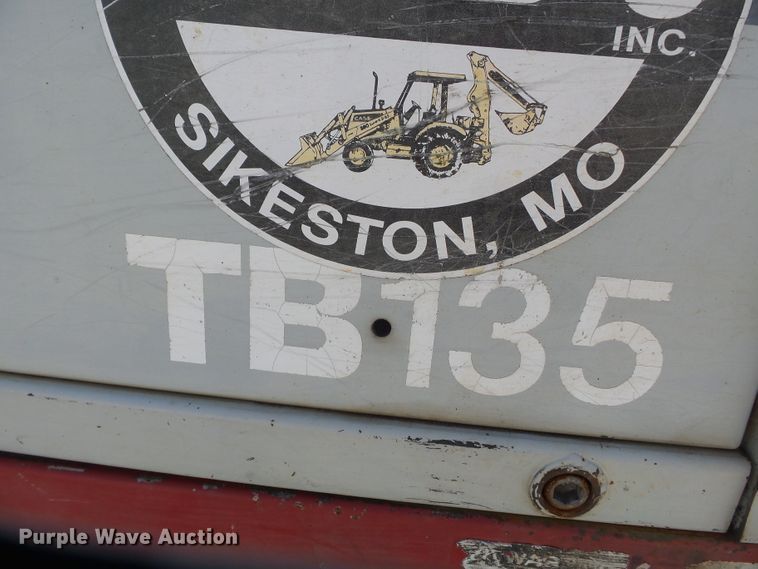 image for item DE8002 2005 Takeuchi TB135 mini excavator