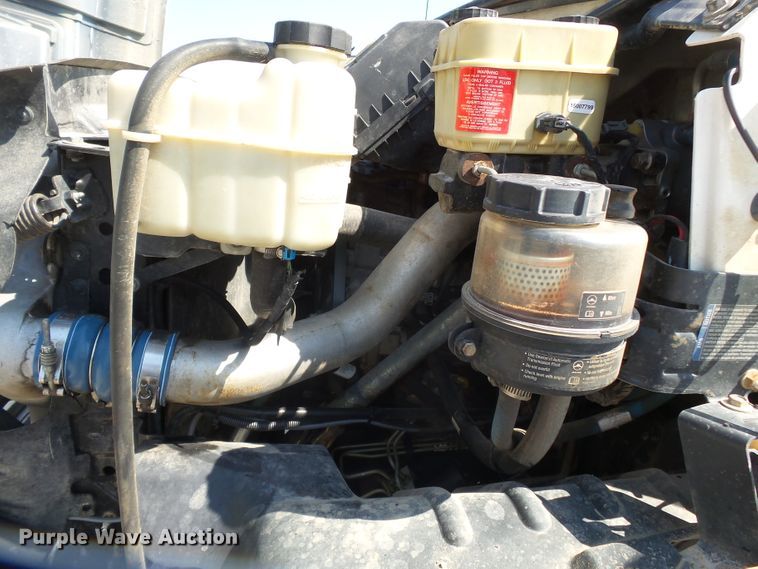 image for item DE8003 2009 Chevrolet C5500 bucket truck