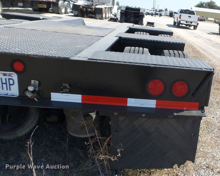 image for item DE8005 1999 Eager Beaver 50GSL/3 lowboy equipment trailer