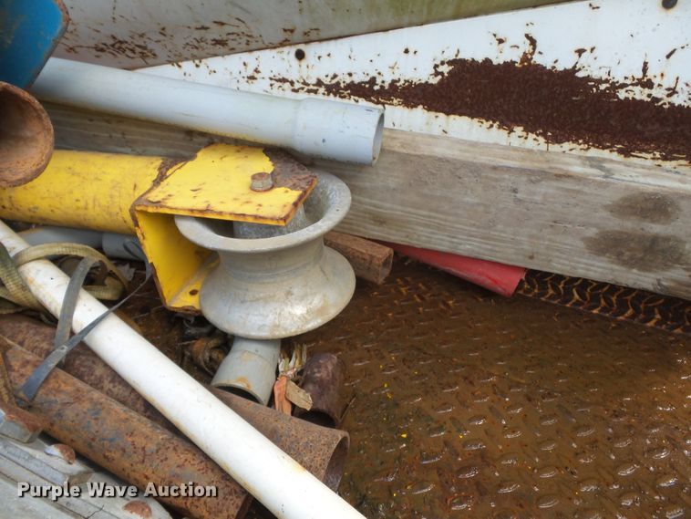 image for item DE8007 2000 International 4900 sewer rodder truck