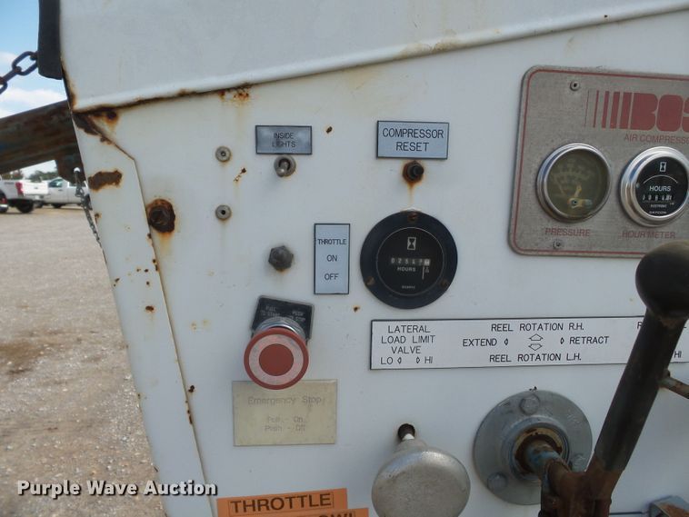 image for item DE8007 2000 International 4900 sewer rodder truck