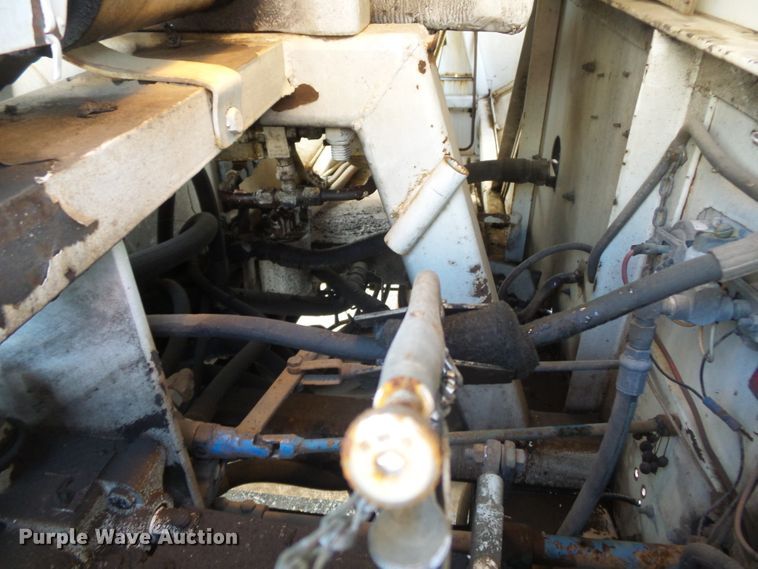 image for item DE8007 2000 International 4900 sewer rodder truck