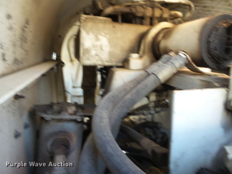 image for item DE8007 2000 International 4900 sewer rodder truck