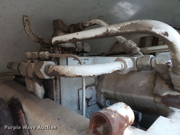 image for item DE8007 2000 International 4900 sewer rodder truck