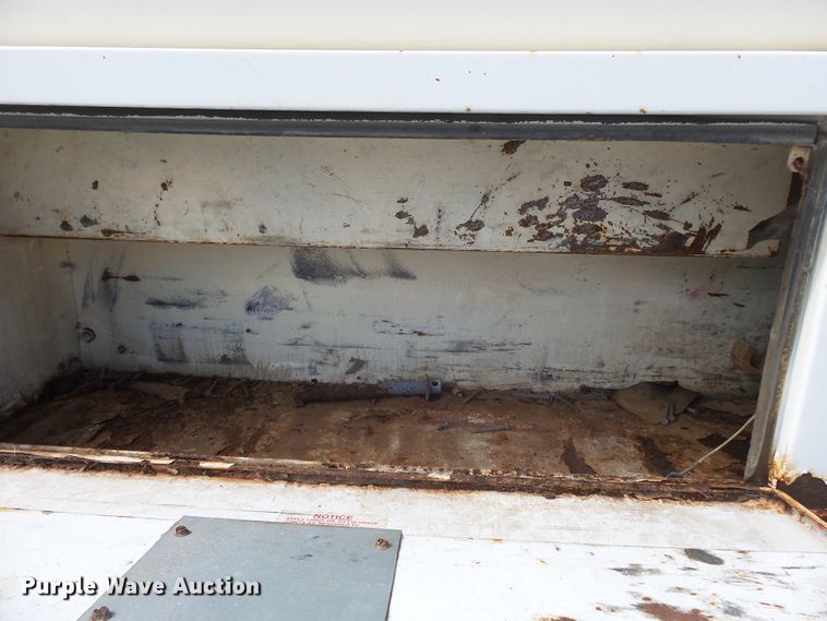 image for item DE8007 2000 International 4900 sewer rodder truck