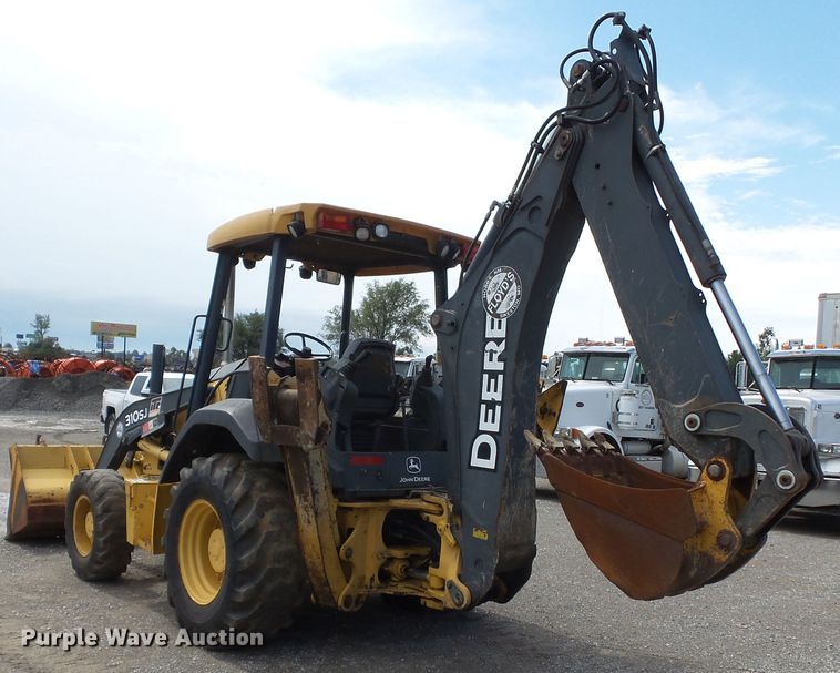 image for item DE8009 2007 John Deere 310SJ backhoe