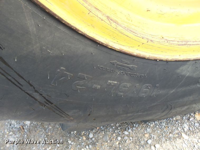 image for item DE8009 2007 John Deere 310SJ backhoe