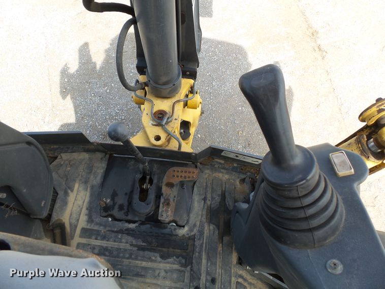 image for item DE8009 2007 John Deere 310SJ backhoe