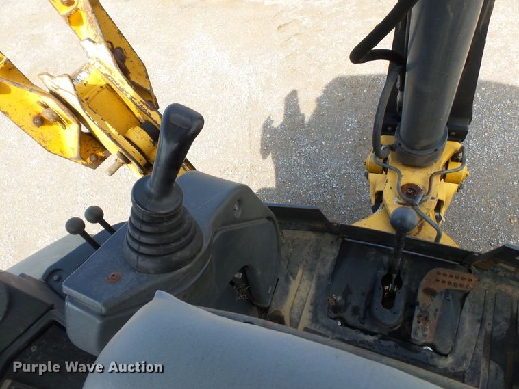 image for item DE8009 2007 John Deere 310SJ backhoe