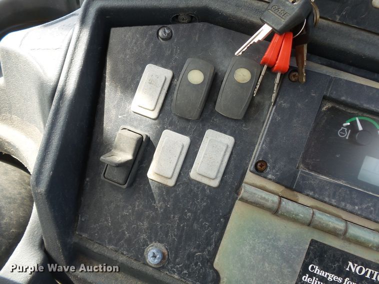 image for item DE8009 2007 John Deere 310SJ backhoe