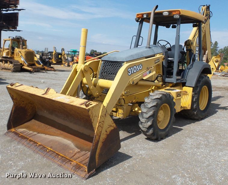 image for item DE8010 2005 John Deere 310SG backhoe