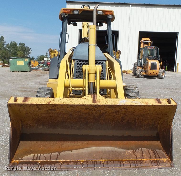 image for item DE8010 2005 John Deere 310SG backhoe