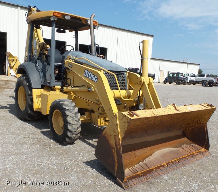 image for item DE8010 2005 John Deere 310SG backhoe