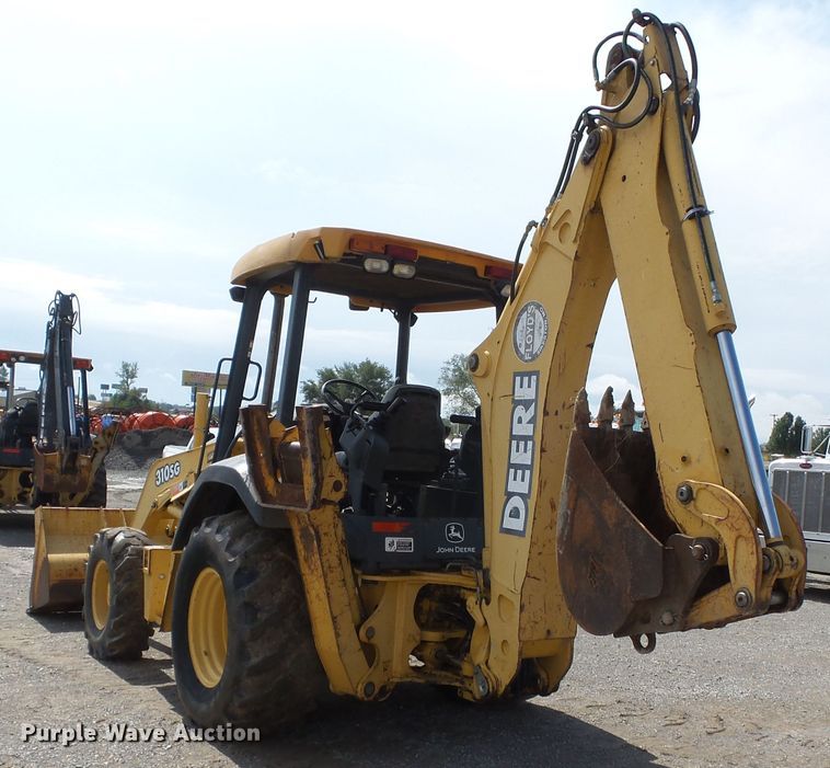 image for item DE8010 2005 John Deere 310SG backhoe