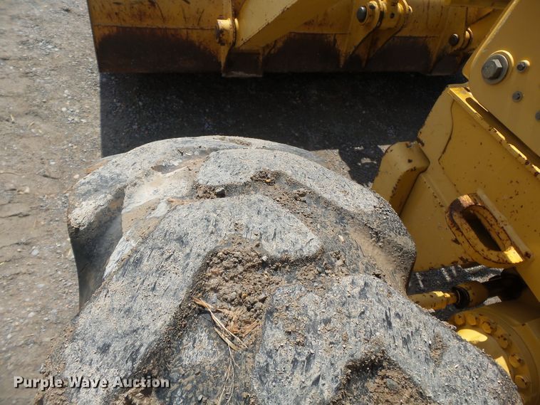 image for item DE8010 2005 John Deere 310SG backhoe