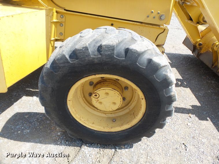 image for item DE8010 2005 John Deere 310SG backhoe