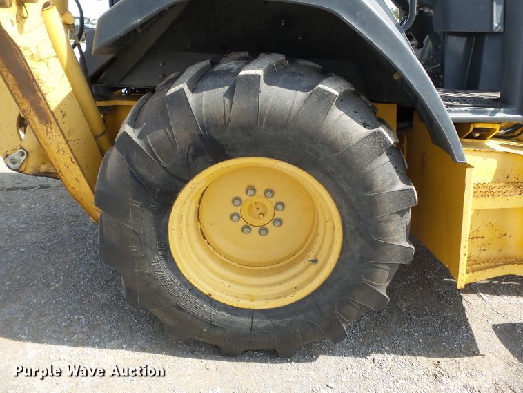 image for item DE8010 2005 John Deere 310SG backhoe