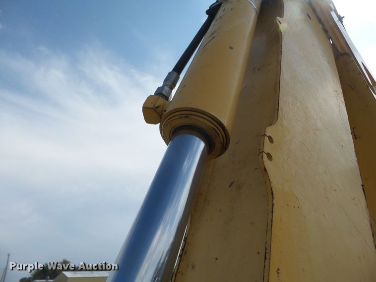 image for item DE8010 2005 John Deere 310SG backhoe