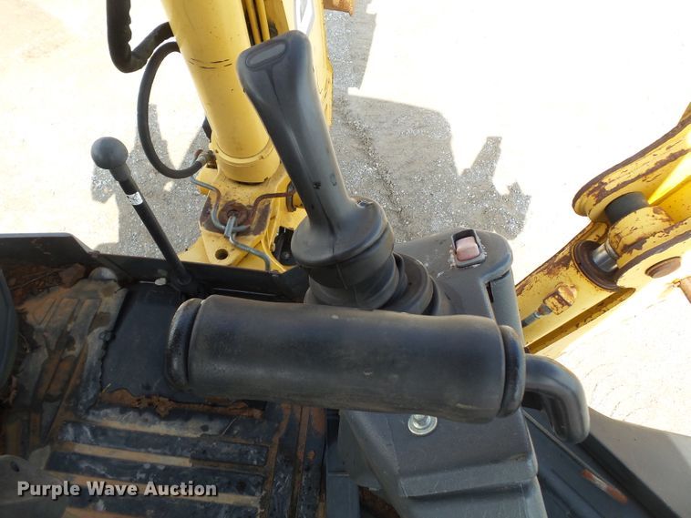 image for item DE8010 2005 John Deere 310SG backhoe
