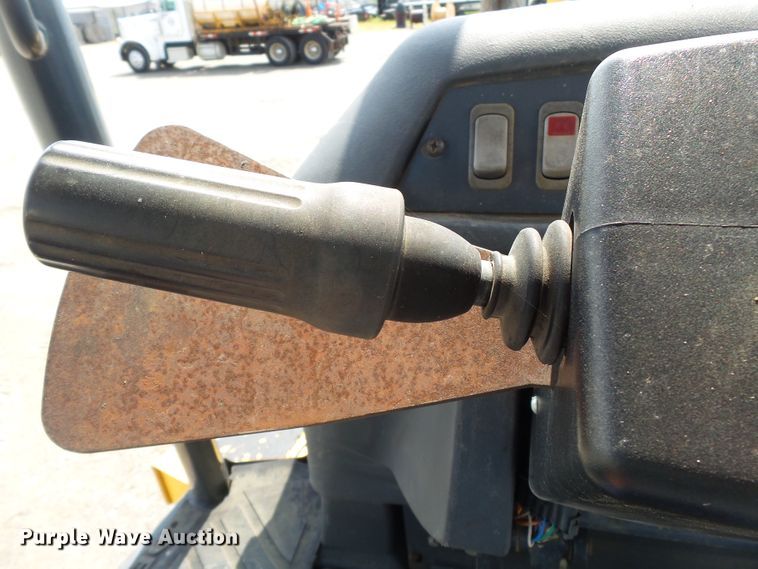 image for item DE8010 2005 John Deere 310SG backhoe