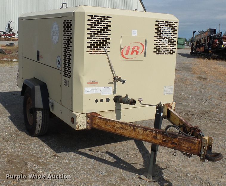 image for item DE8011 2005 Ingersoll Rand VHP400W1R air compressor