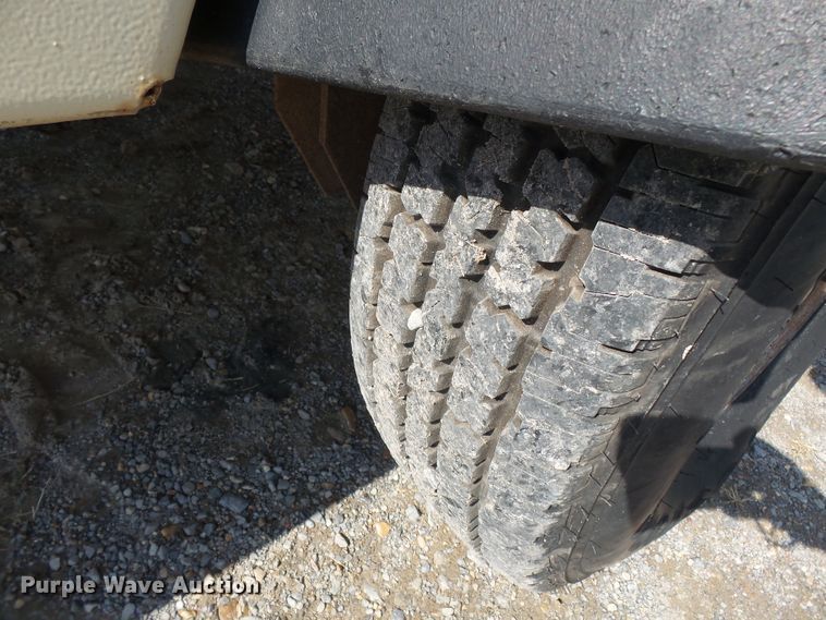 image for item DE8011 2005 Ingersoll Rand VHP400W1R air compressor