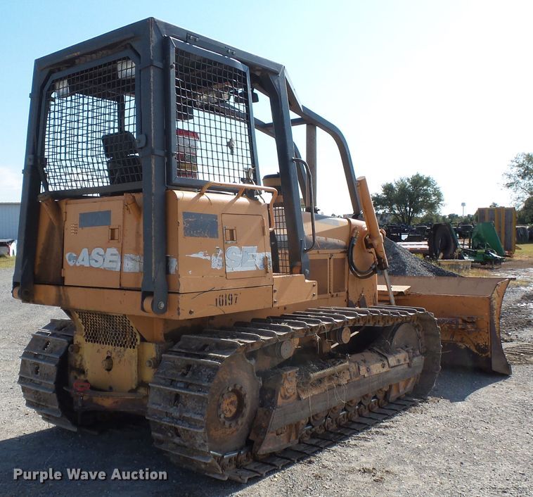 image for item DE8013 2005 Case 1150H LT dozer