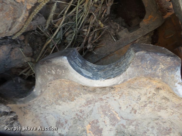 image for item DE8013 2005 Case 1150H LT dozer