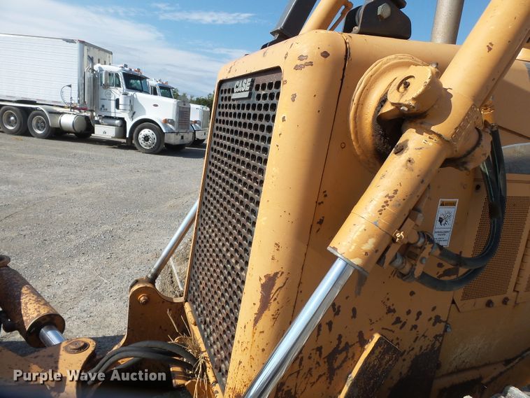 image for item DE8013 2005 Case 1150H LT dozer