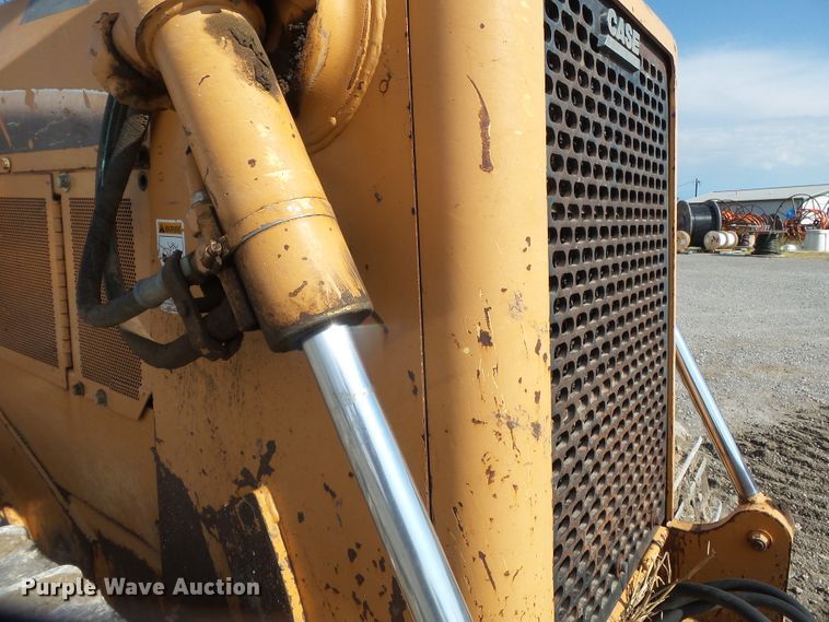 image for item DE8013 2005 Case 1150H LT dozer