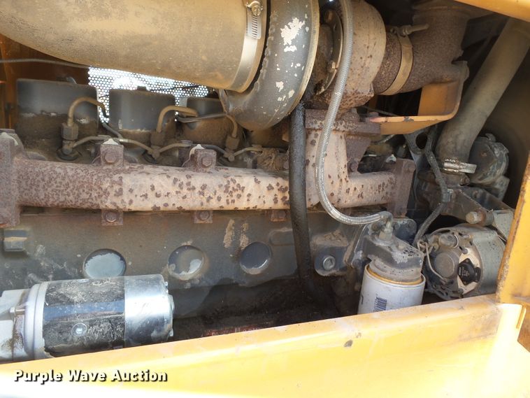 image for item DE8013 2005 Case 1150H LT dozer