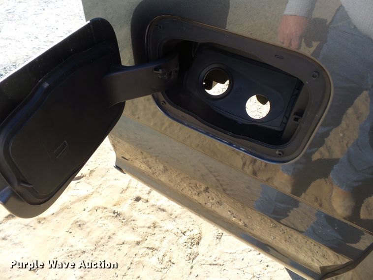 image for item DE8014 2019 Ford F350 pickup truck bed