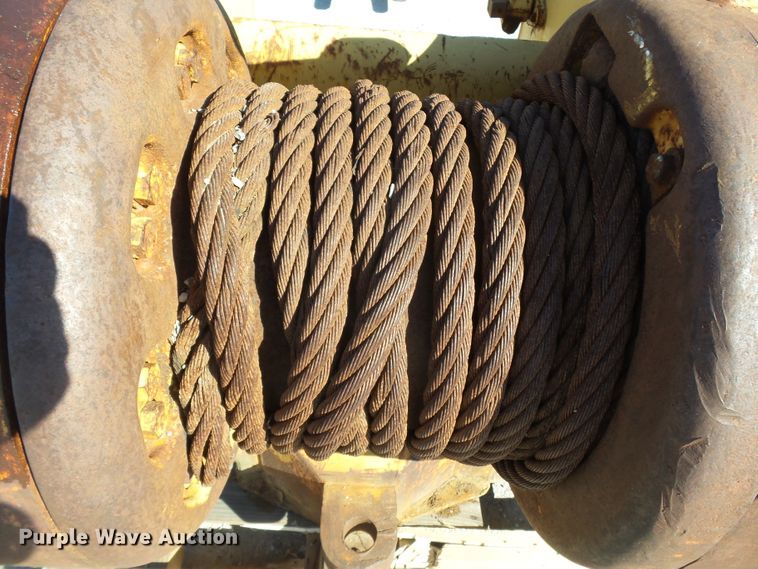 image for item DE8016 Caterpillar 58PS winch