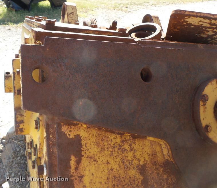 image for item DE8018 Hyster winch