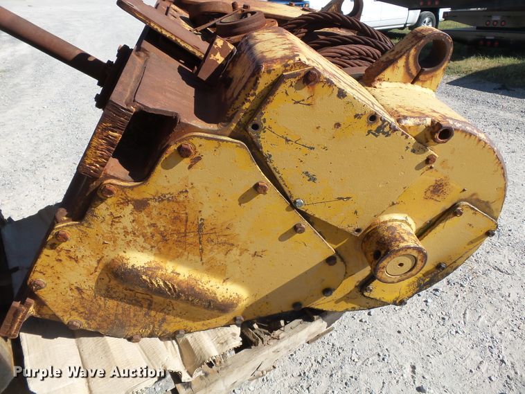 image for item DE8018 Hyster winch