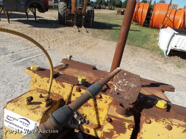 image for item DE8020 Dozer winch