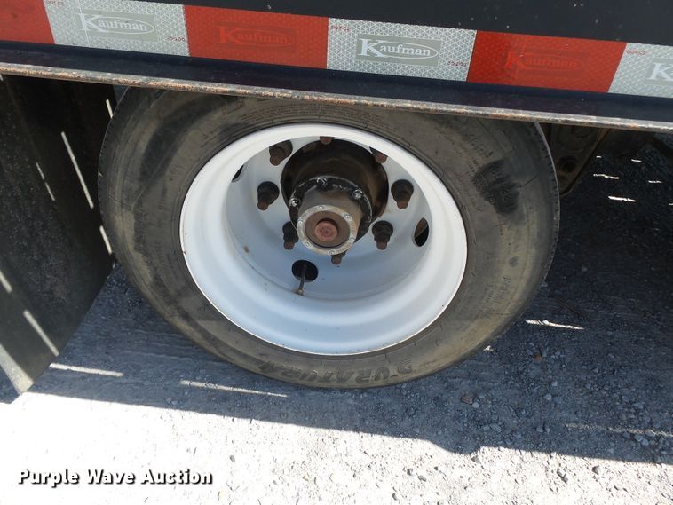 image for item DE8024 2013 Kaufman equipment trailer