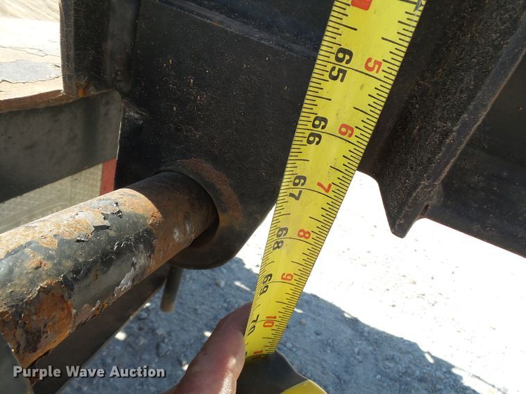 image for item DE8024 2013 Kaufman equipment trailer