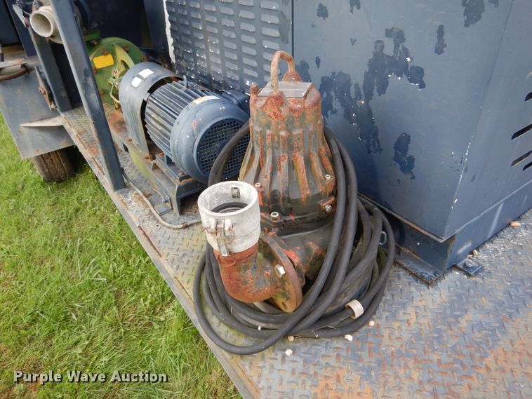 image for item DH6225 Tulsa Rig Iron MCS325 vacuum reclaimer