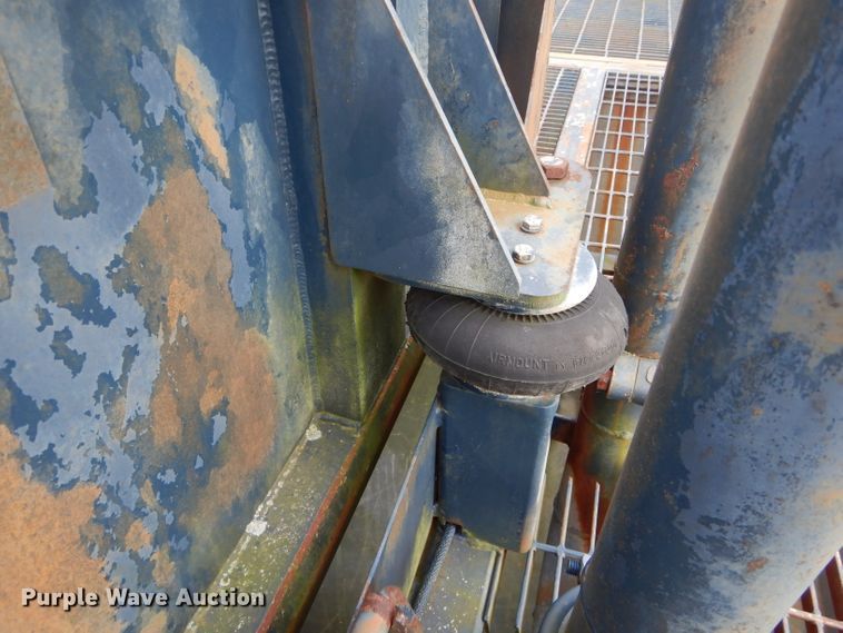 image for item DH6225 Tulsa Rig Iron MCS325 vacuum reclaimer