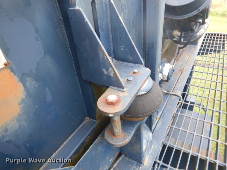 image for item DH6225 Tulsa Rig Iron MCS325 vacuum reclaimer